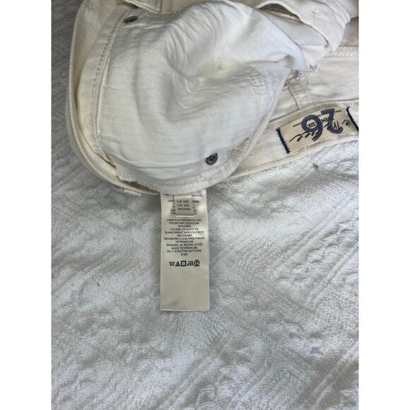 Free People Women’s White Distressed Cut-Off Shorts, size 26, NWT - Picture 5 of 11